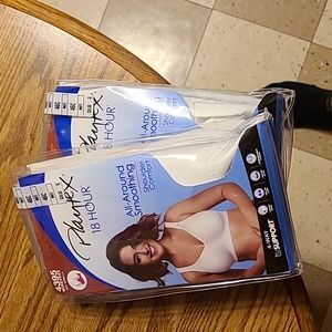 2 Playtex 18 Hour 46C NWT